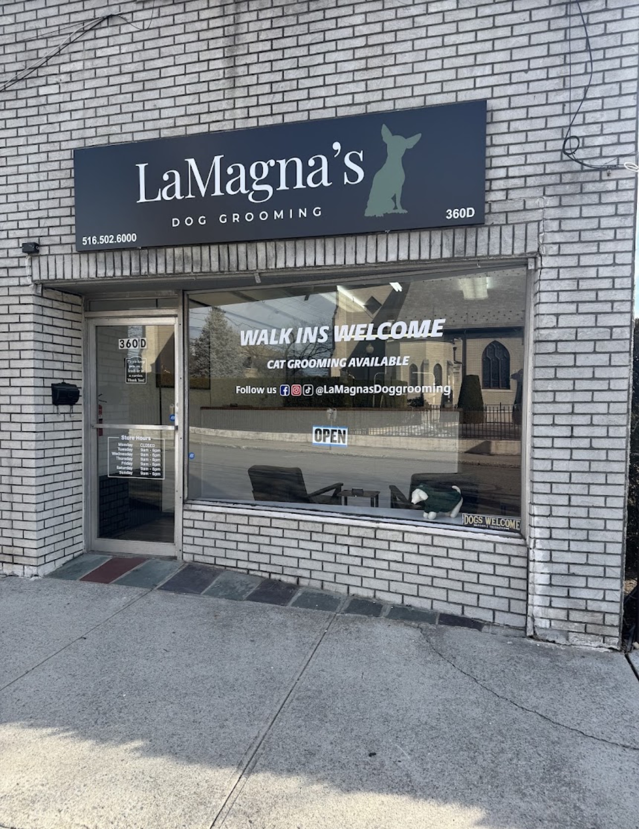 Storefront of LaMagna's Dog Grooming at 360D Jericho Turnpike, Floral Park, NY 11001